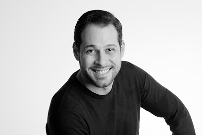 Dino Menicucci - Consultant SEO, Agence de Marketing Digital à Besançon