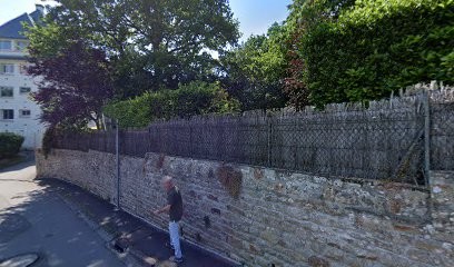 C. Blacque Belair : Créateur et éditeur de podcasts gratuits, Agence de Marketing Digital à Auray