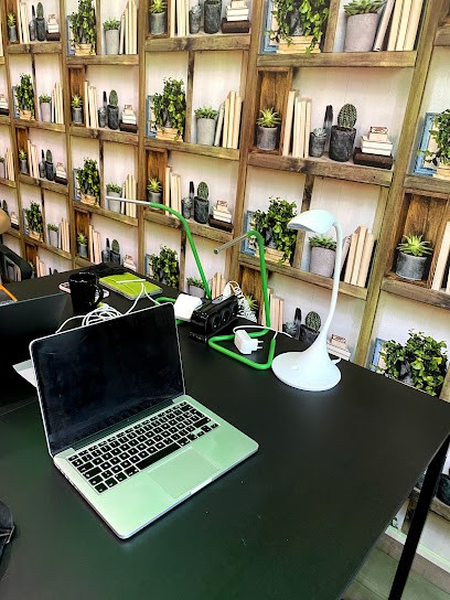 OVERSIDE Hyères, Agence Communication Digitale, Agence de Marketing Digital à Hyères