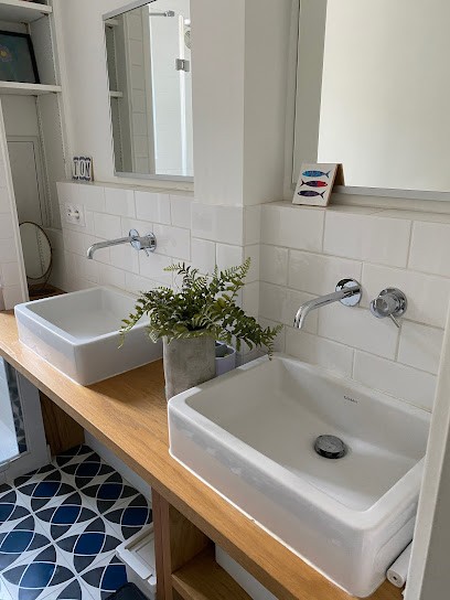 Hayat Allan Victor Julien, Agence de Marketing à Paris 19