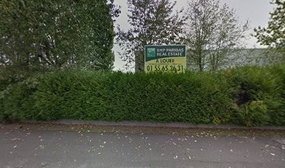 Ilham Hayef, Agence de Marketing Digital à Maurepas