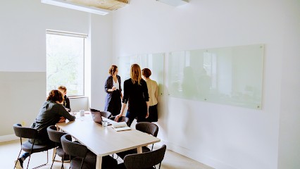 Sur Place - À Emporter, Agence de Marketing à Paris 10