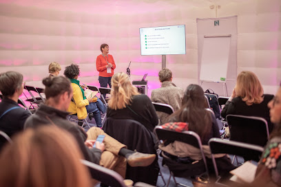 Consultant Seo | Laurence Maréchal | Les Étoileuses, Service De Marketing Internet à Châtillon